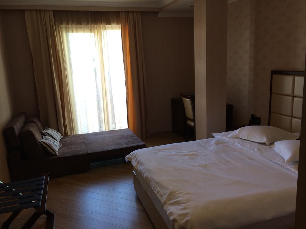 Kmm Hotel Тбилиси Номер фото